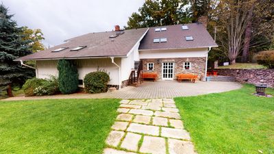 The house and the garden