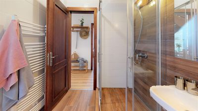 The corridor with a shower